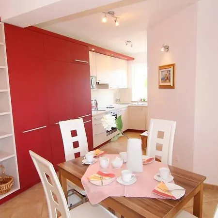 Apartment Bernstein