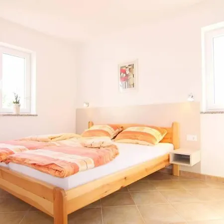 Bernstein Appartement *